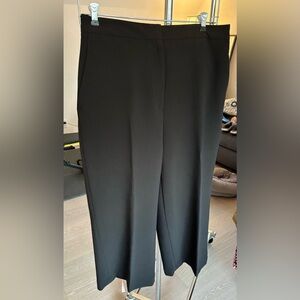 Zara cropped black flat front, elastic waist back, wide leg dress pants. Size XL